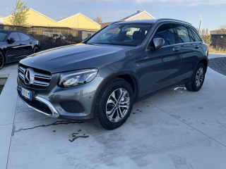 MERCEDES GLC 220 d 4Matic Business