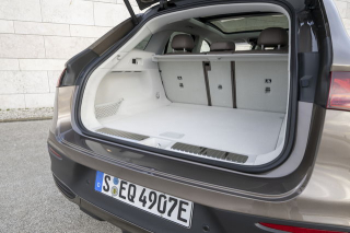 MERCEDES EQE 350 4MATIC Electric Art Advanced