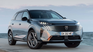 PEUGEOT 5008 Dual Motor (73kWh) 325 CV Allure Business