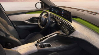 PEUGEOT 5008 motore elettrico (73kWh) 210 CV GT Exclusive