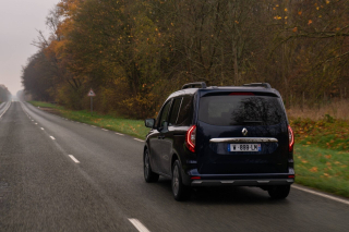 RENAULT Kangoo 1.5 Blue dCi 115 CV Equilibre